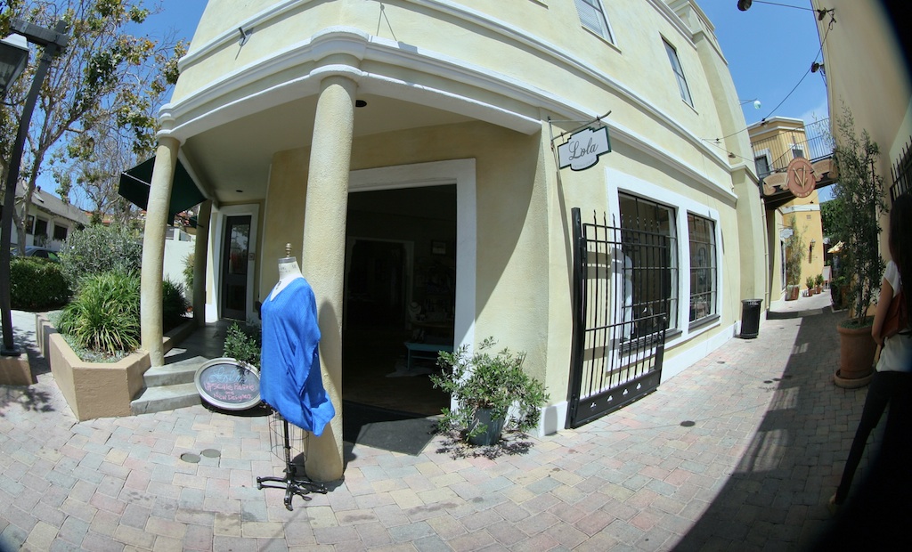 Lola's boutique Google Maps Business View by 805 Productions