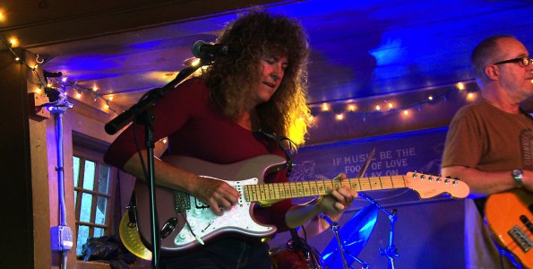 Teresa Russell: Guitar and Lead vocals. Recorded at Cold Spring Tavern Santa Barbara. 805 Productions Films
